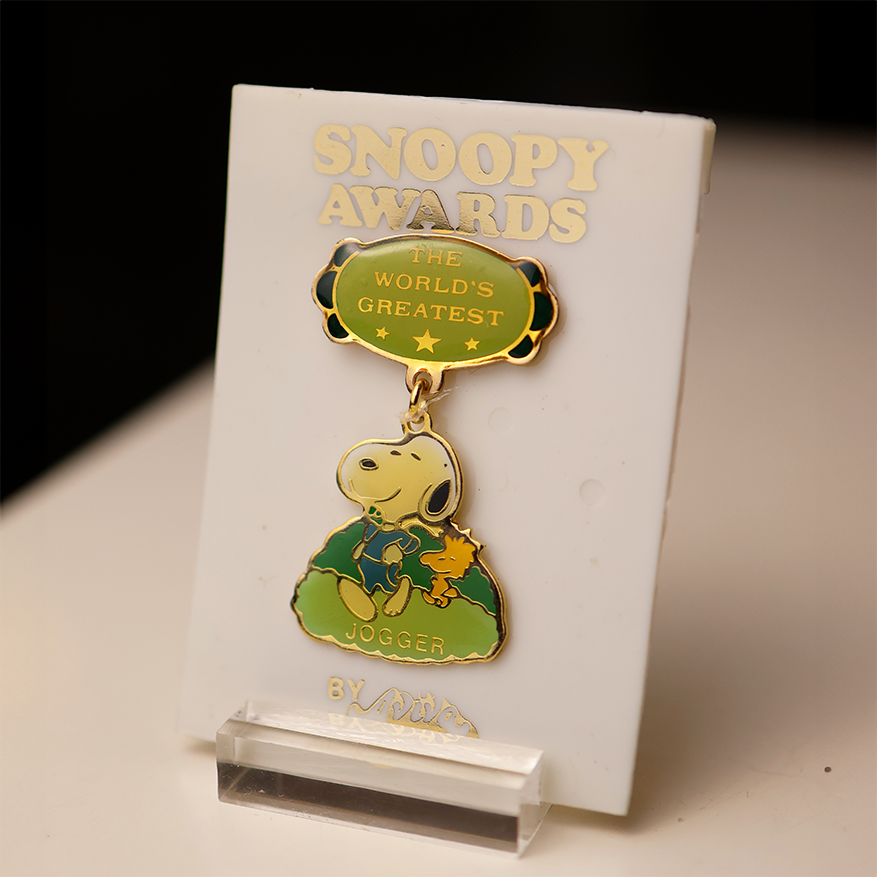 "World's Greatest Jogger" Snoopy Award Enamel Pin