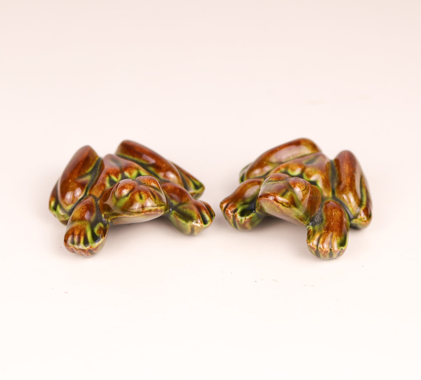 Vintage Ceramic Naughty Frog Pair