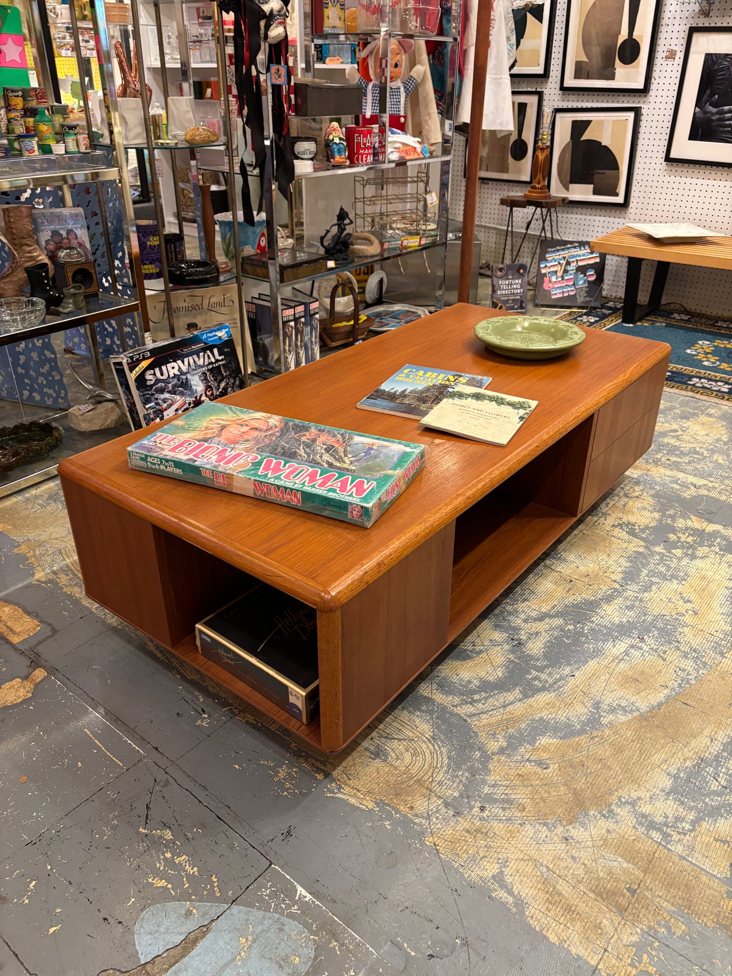 Sannemman Teak Coffee Table