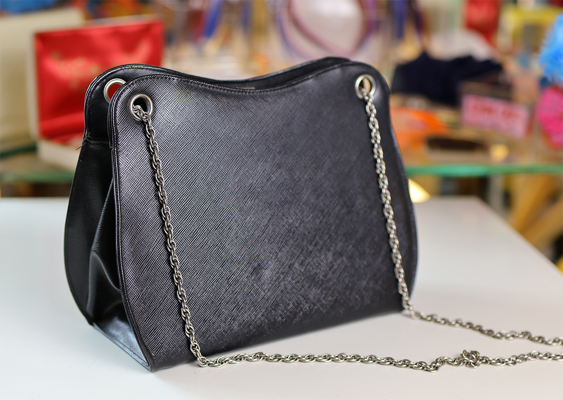 Vintage Saffiano Leather & Adjustable Chain Handbag by Theodor