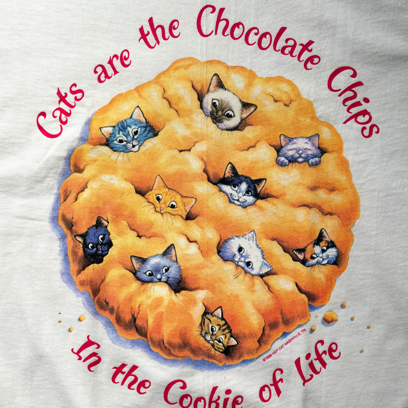 Vintage cat shirt featuring cat's as chocolate chips in a cookie