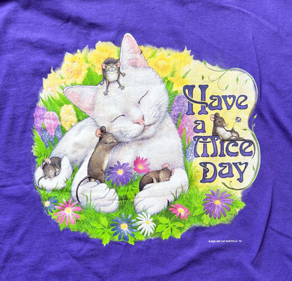 Vintage cat shirt featuring cat and mice